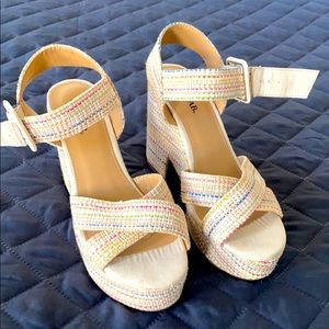 Nude with color stitching Platforms